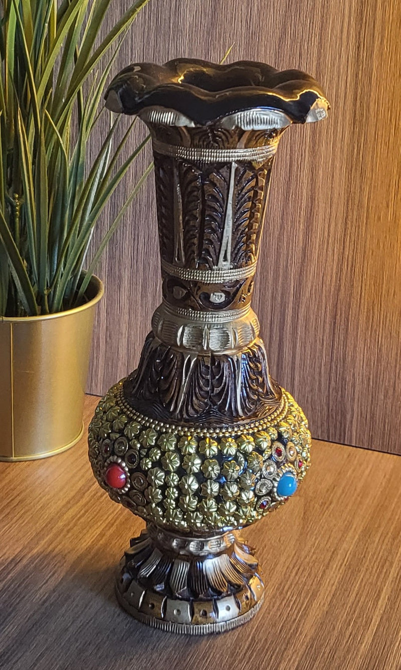 Beautiful Flower vase with Meenakari work