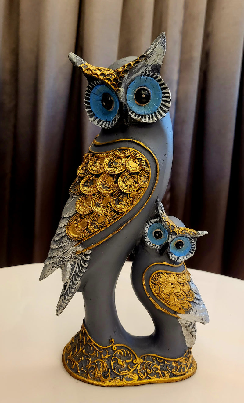 Owl figurines